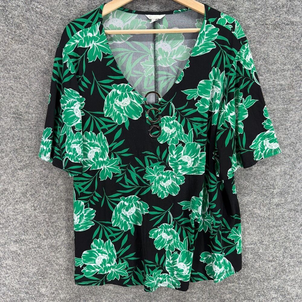 Cato T-Shirt Women 18/20W Plus Black Floral V-Neck Short Sleeve Pullover Casual